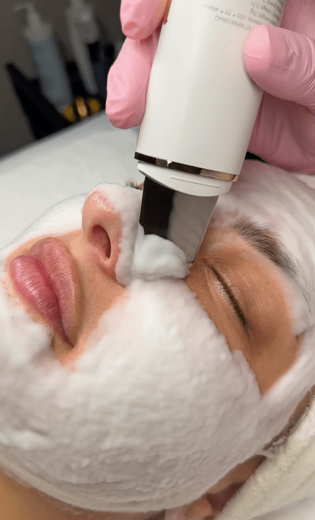 Deep cleansing, IG @tayloredbeauty.il | Treatwell